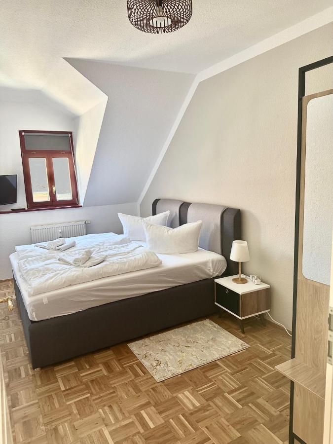 Goldigeferienwohnung "Am Markt" In Pirna Exteriér fotografie